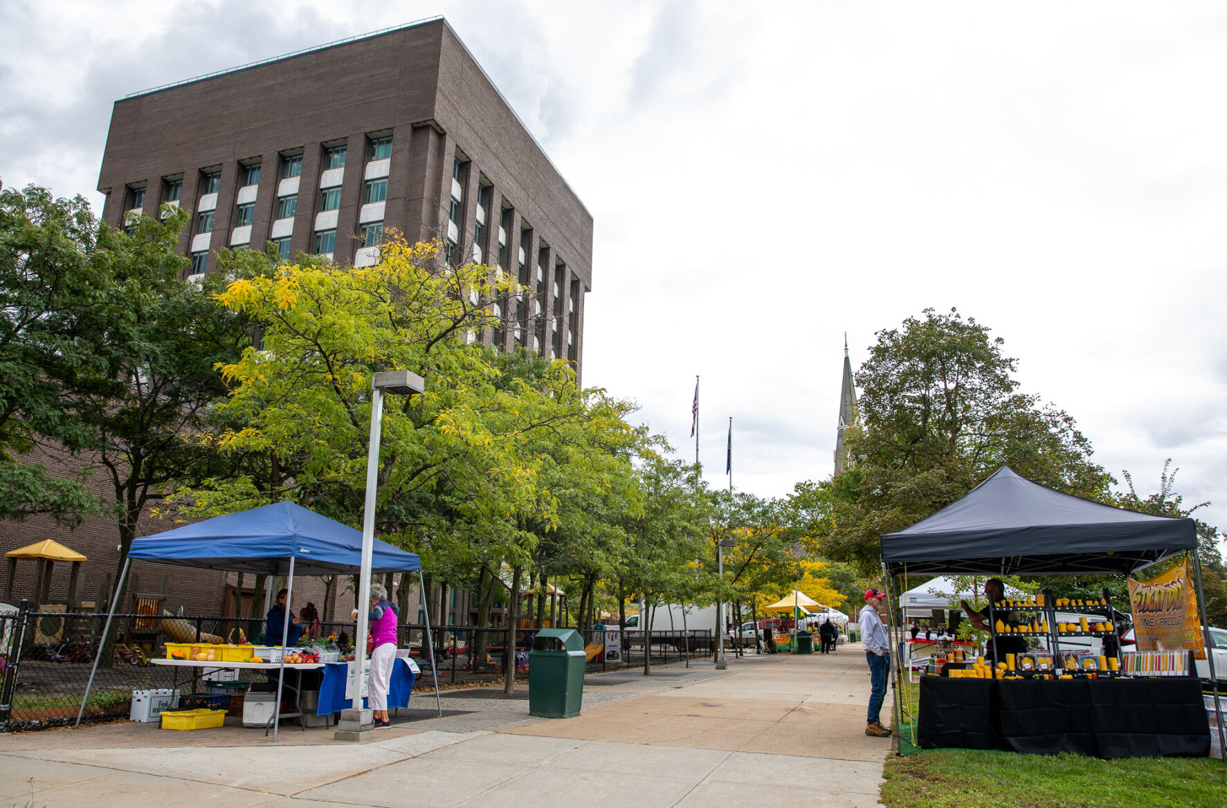 City patrons remember late vendor